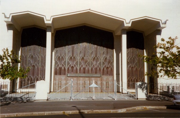  707 DRC Synod exterior