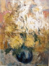 331 Yellow and white dalhias in a blue vase     Bernie Oberhoffer SA